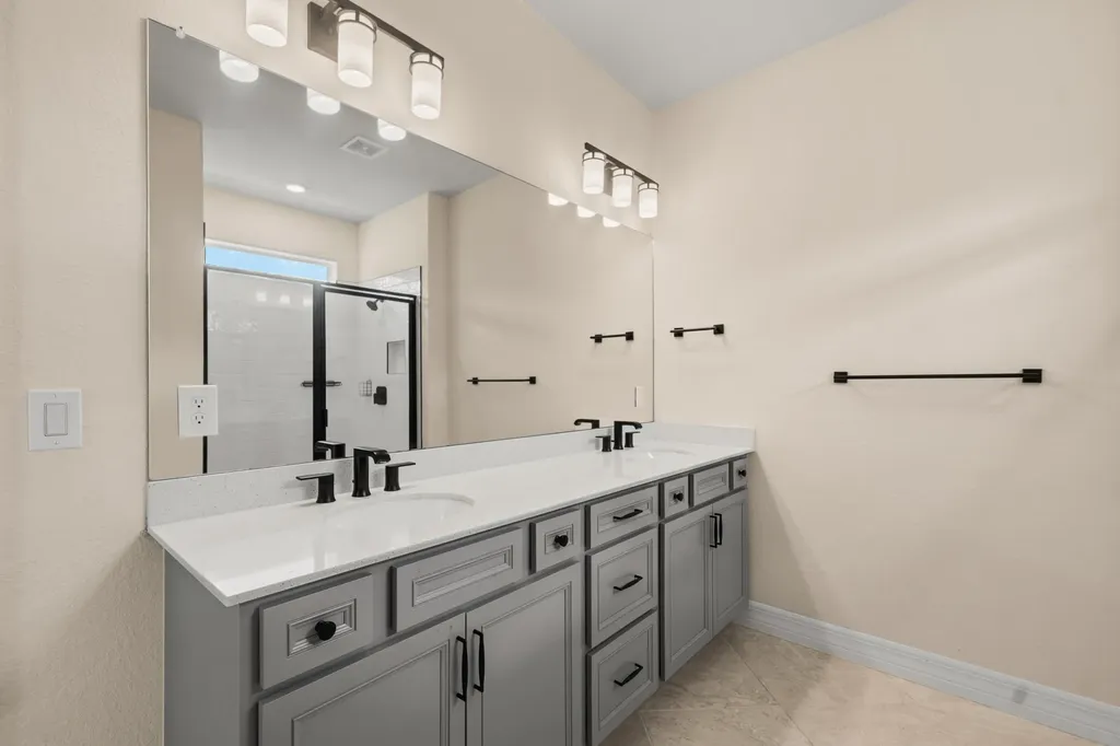 10275 SW Captiva Drive Port St Lucie FL 34987