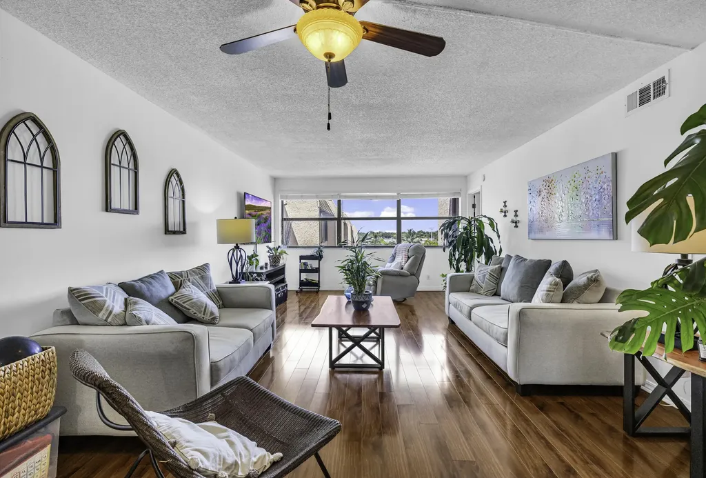 2705 NW 104th Avenue Sunrise FL 33322