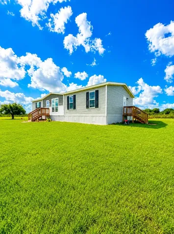 18720 NW 242nd Street Okeechobee FL 34972