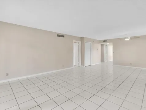 16252 Laurel Drive Weston FL 33326