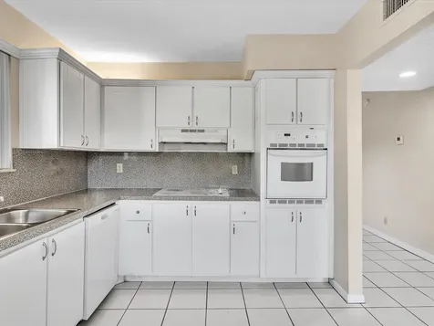 16252 Laurel Drive Weston FL 33326