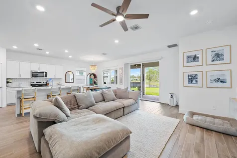 6841 SE Pk Trace Drive Stuart FL 34997