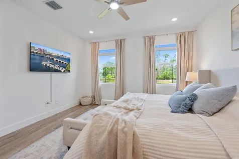 6841 SE Pk Trace Drive Stuart FL 34997