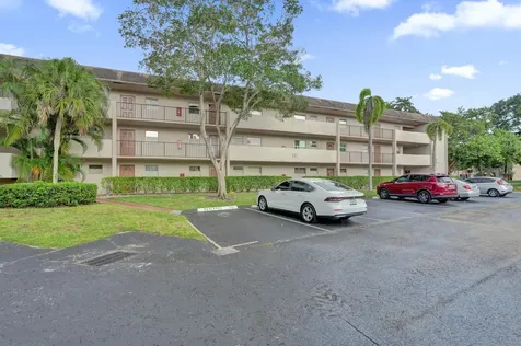 8301 Sands Point Boulevard Tamarac FL 33321