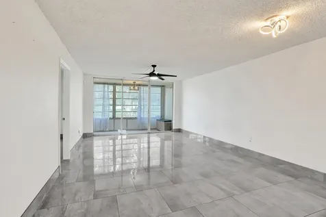 8301 Sands Point Boulevard Tamarac FL 33321