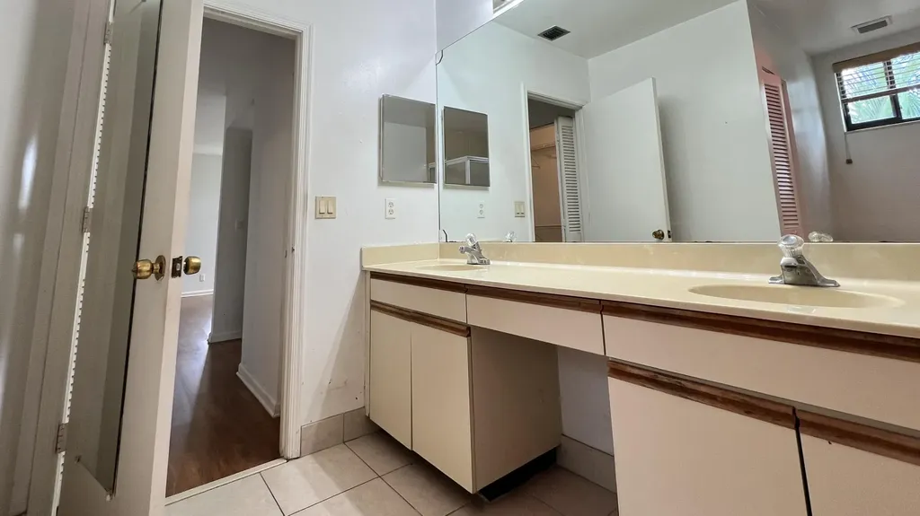 19209 Sabal Lake Drive Boca Raton FL 33434