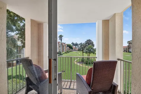 135 Yacht Club Way Hypoluxo FL 33462