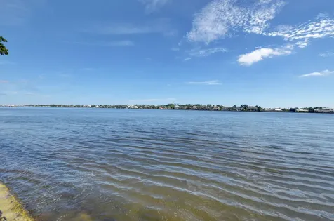135 Yacht Club Way Hypoluxo FL 33462