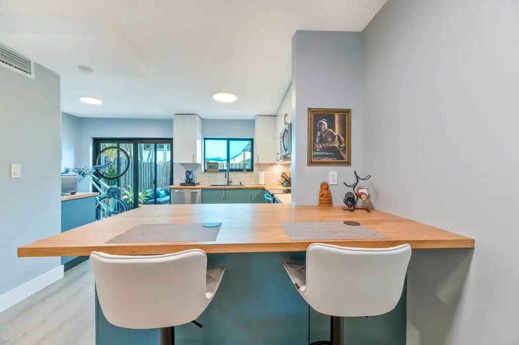 308 City View Drive Fort Lauderdale FL 33311
