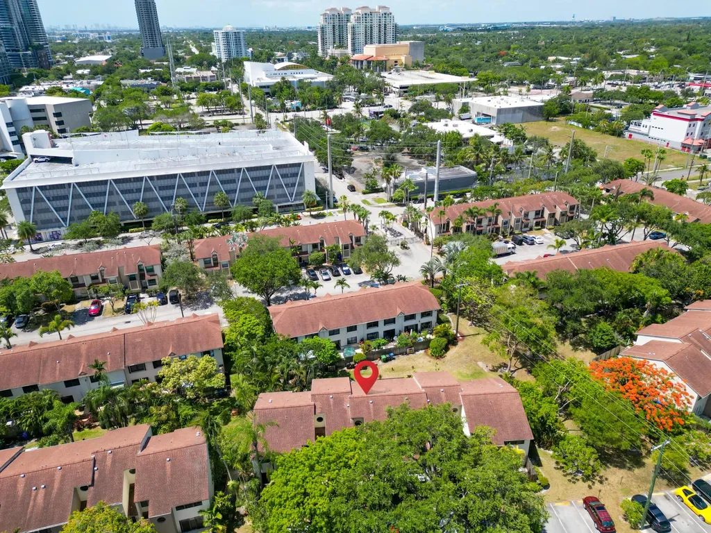 308 City View Drive Fort Lauderdale FL 33311