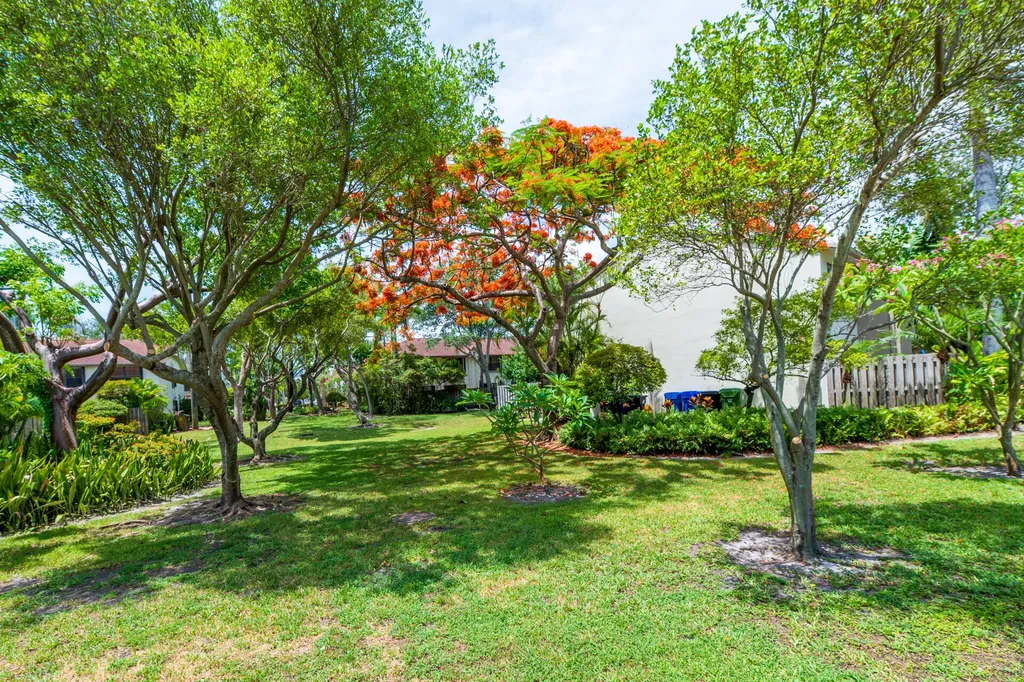 308 City View Drive Fort Lauderdale FL 33311