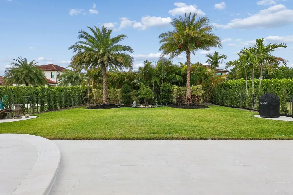 11760 E Eastlake Court Parkland FL 33076