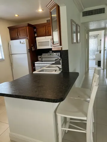 84 Saxony B Delray Beach FL 33446