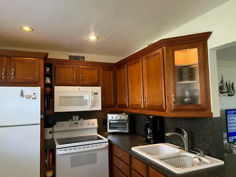 84 Saxony Delray Beach FL 33446