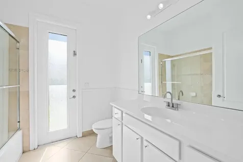 6412 SW 55th Place Davie FL 33314