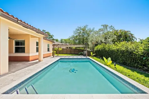 6412 SW 55th Place Davie FL 33314
