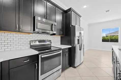 6412 SW 55th Place Davie FL 33314
