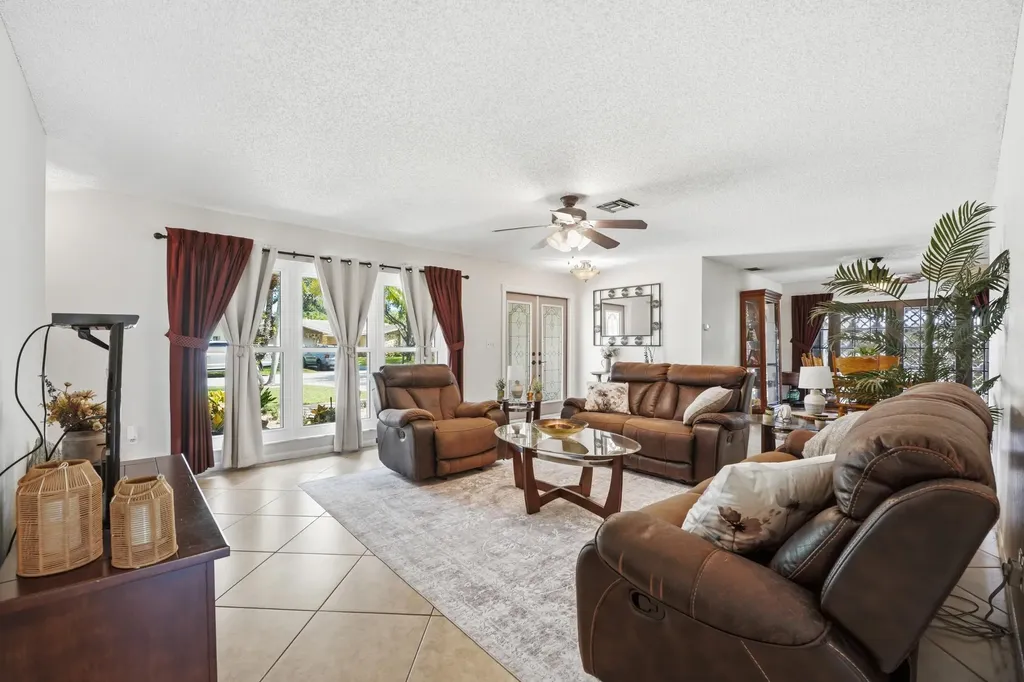 2017 NW 102nd Terrace Coral Springs FL 33071