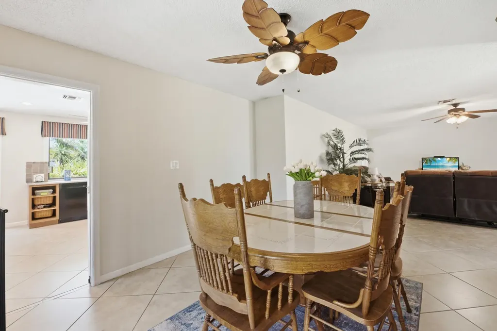 2017 NW 102nd Terrace Coral Springs FL 33071