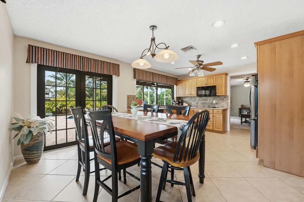 2017 NW 102nd Terrace Coral Springs FL 33071