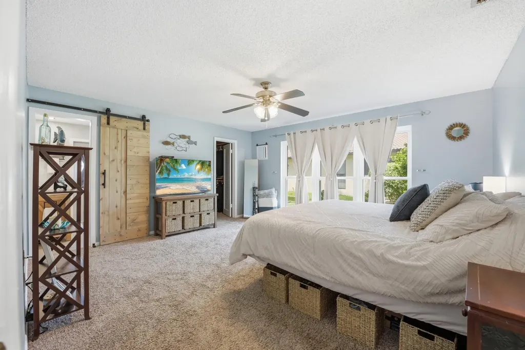 2017 NW 102nd Terrace Coral Springs FL 33071