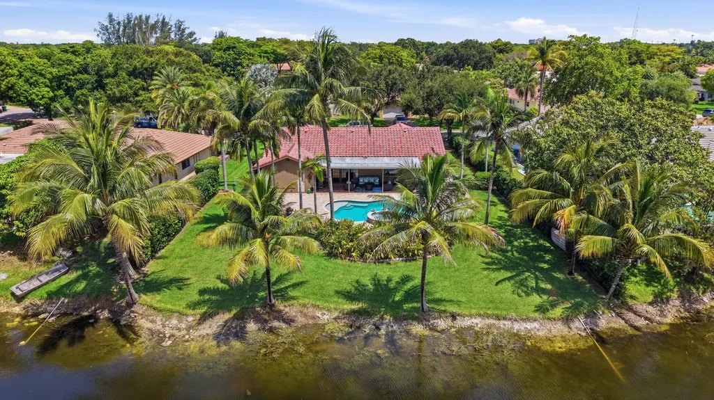 2017 NW 102nd Terrace Coral Springs FL 33071