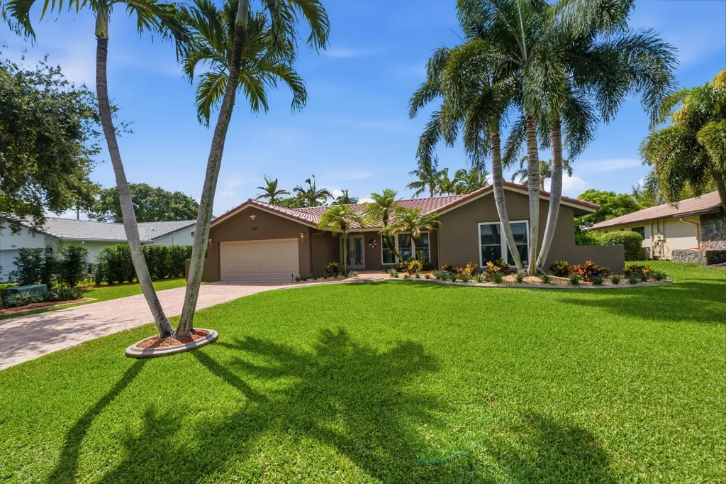 2017 NW 102nd Terrace Coral Springs FL 33071