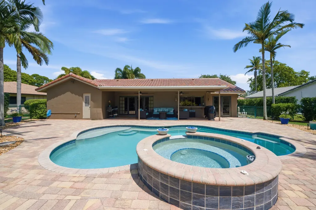 2017 NW 102nd Terrace Coral Springs FL 33071