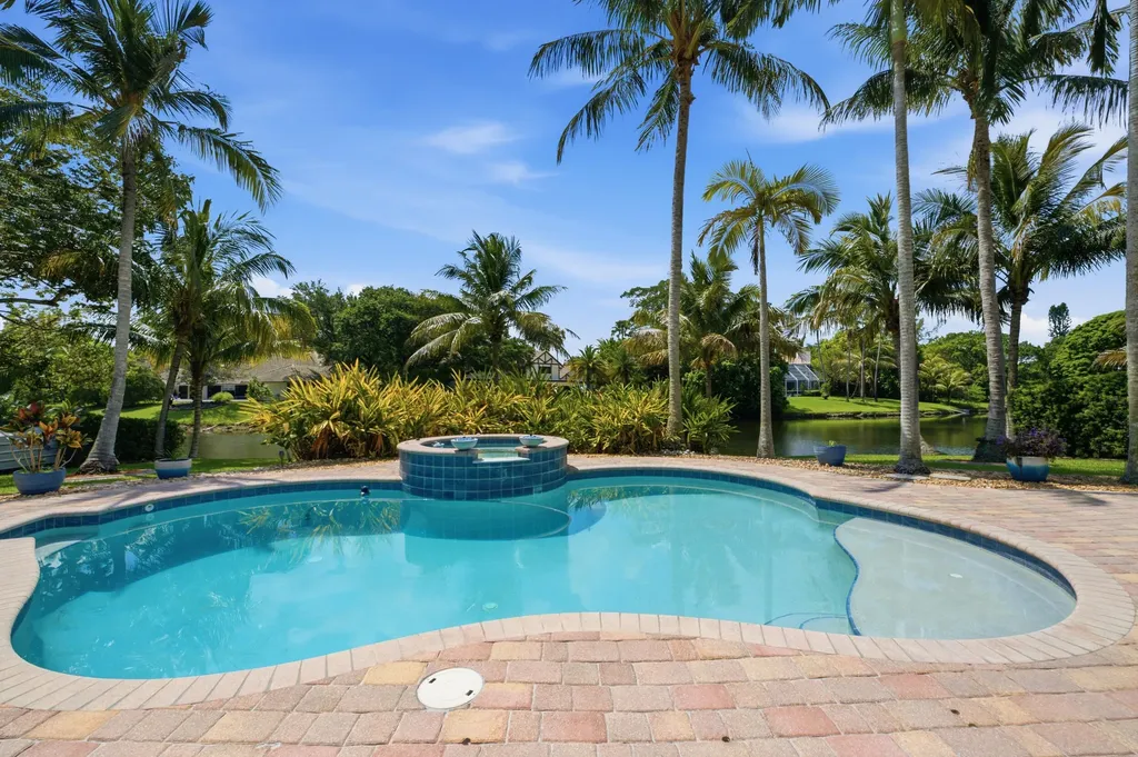 2017 NW 102nd Terrace Coral Springs FL 33071