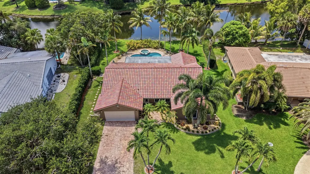 2017 NW 102nd Terrace Coral Springs FL 33071