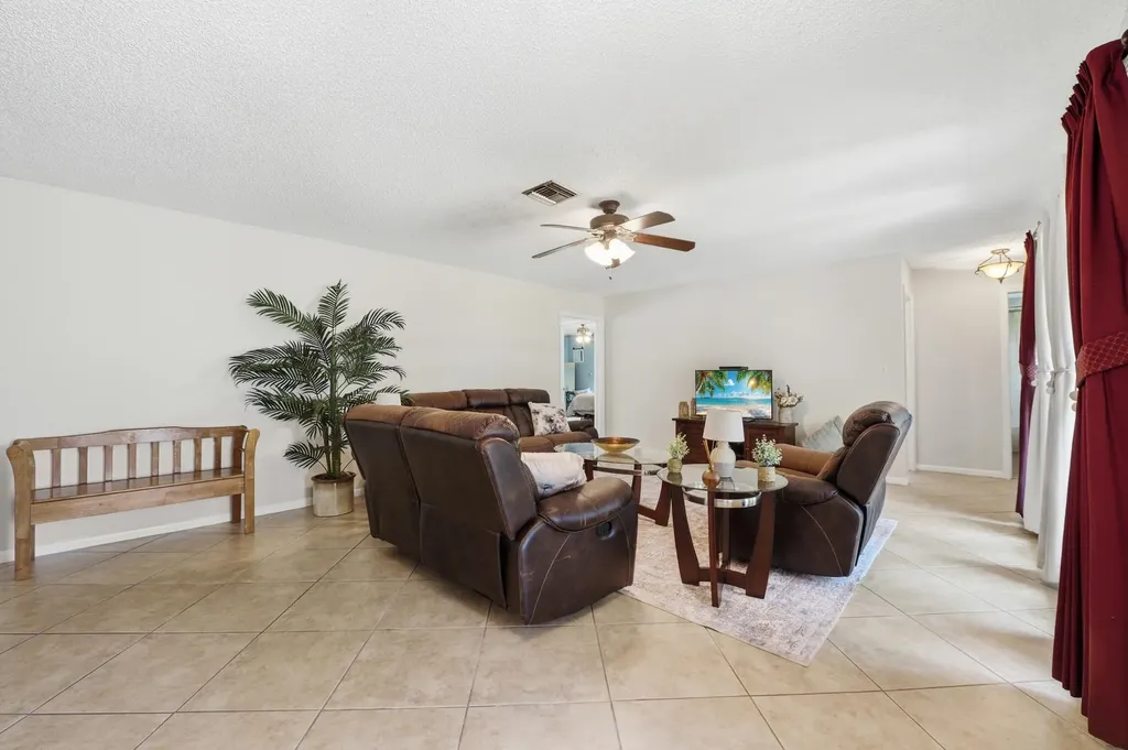 2017 NW 102nd Terrace Coral Springs FL 33071