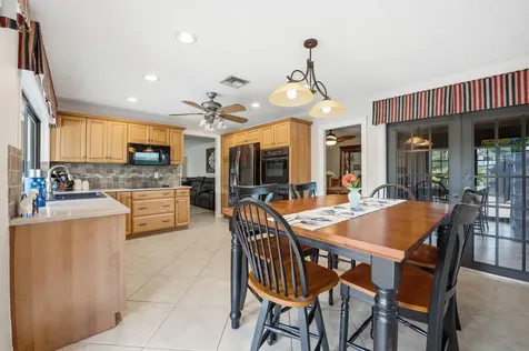2017 NW 102nd Terrace Coral Springs FL 33071