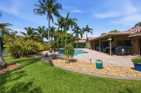 2017 NW 102nd Terrace Coral Springs FL 33071