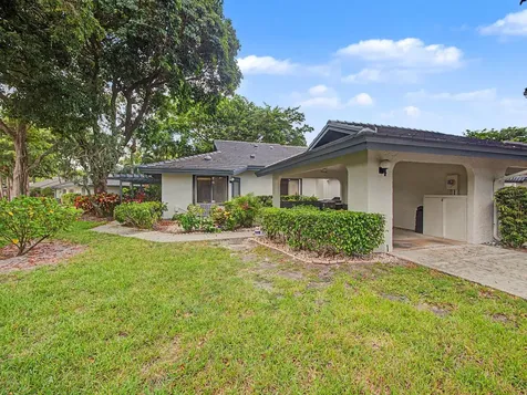 10089 Cherrywood Place Boynton Beach FL 33437