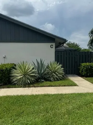 1171 Summit Trail Circle West Palm Beach FL 33415