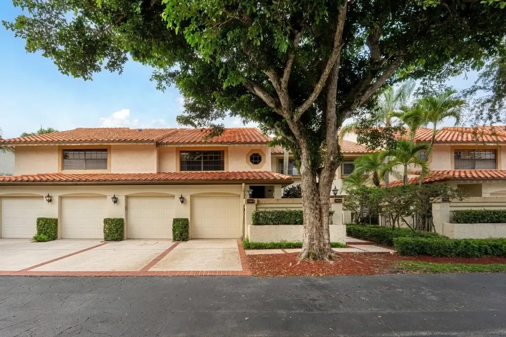 7942 La Mirada Drive Boca Raton FL 33433