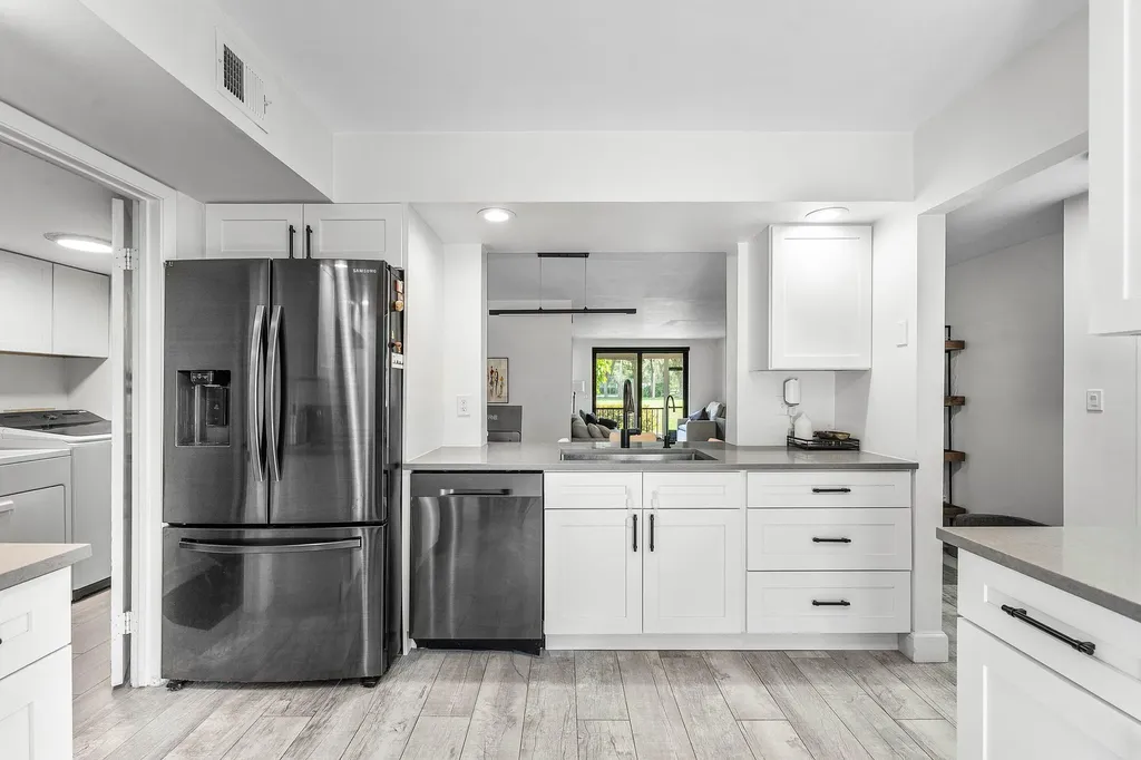 7942 La Mirada Drive Boca Raton FL 33433