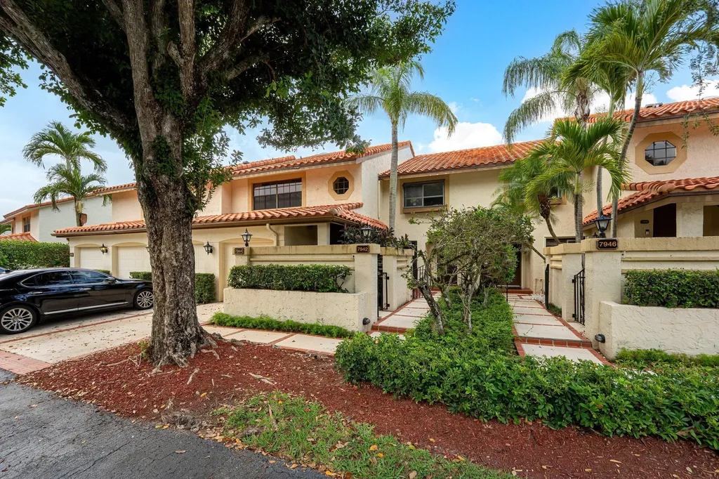 7942 La Mirada Drive Boca Raton FL 33433
