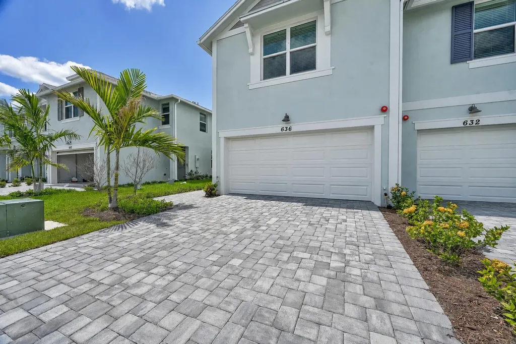 636 Salisbury Circle Fort Pierce FL 34982