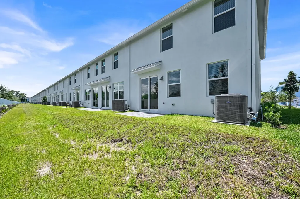 636 Salisbury Circle Fort Pierce FL 34982