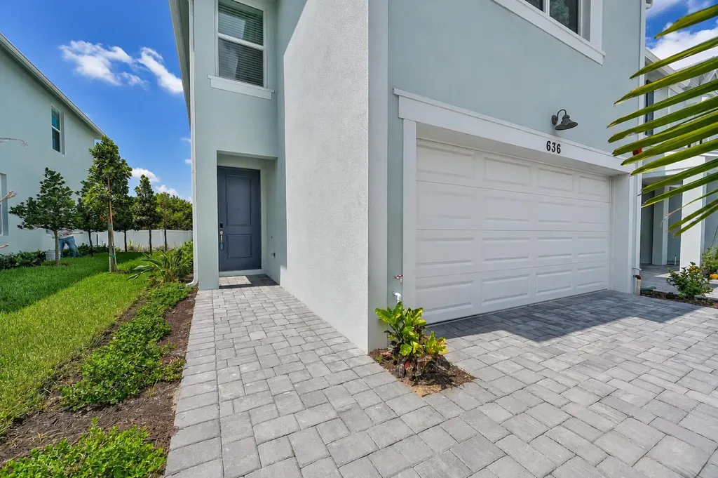 636 Salisbury Circle Fort Pierce FL 34982