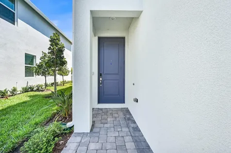 636 Salisbury Circle Fort Pierce FL 34982