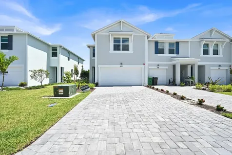 636 Salisbury Circle Fort Pierce FL 34982