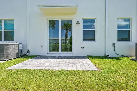 636 Salisbury Circle Fort Pierce FL 34982