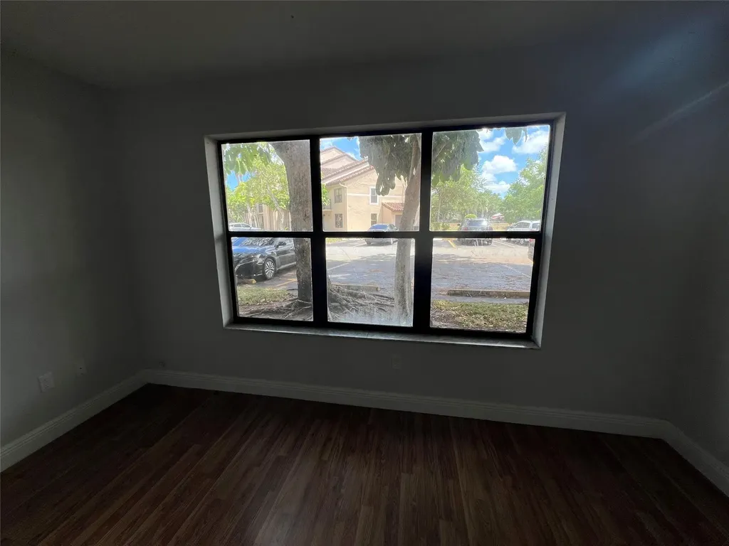 4341 W Mcnab Road Pompano Beach FL 33069