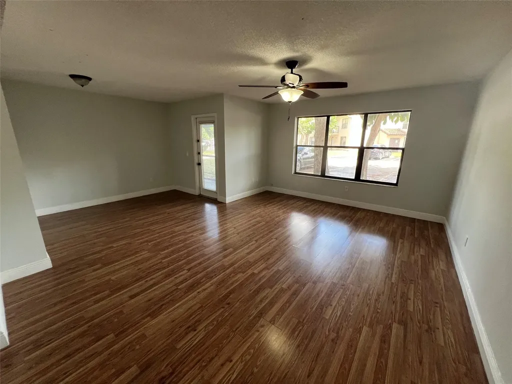 4341 W Mcnab Road Pompano Beach FL 33069