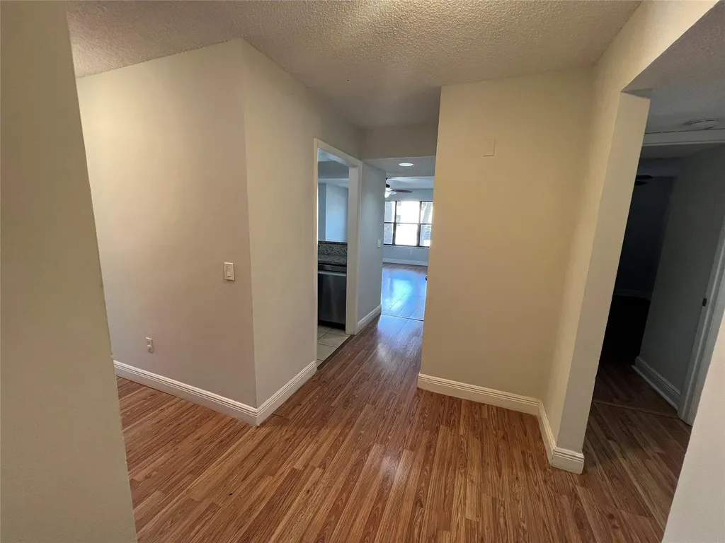 4341 W Mcnab Road Pompano Beach FL 33069
