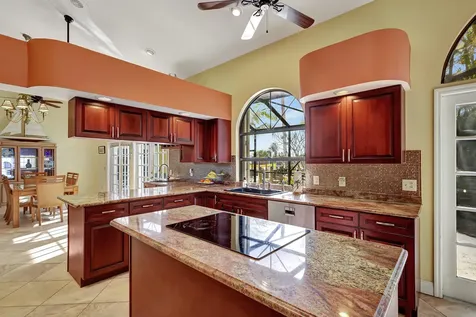 137 Queens Road Fort Pierce FL 34949