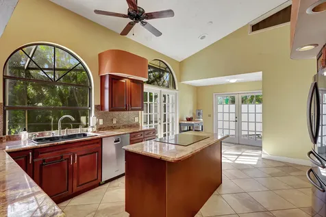 137 Queens Road Fort Pierce FL 34949