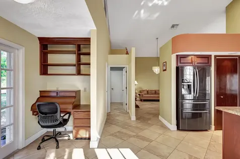 137 Queens Road Fort Pierce FL 34949